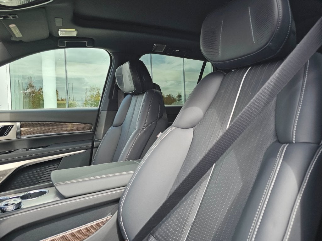 2027 Cadillac VISTIQ Sport
