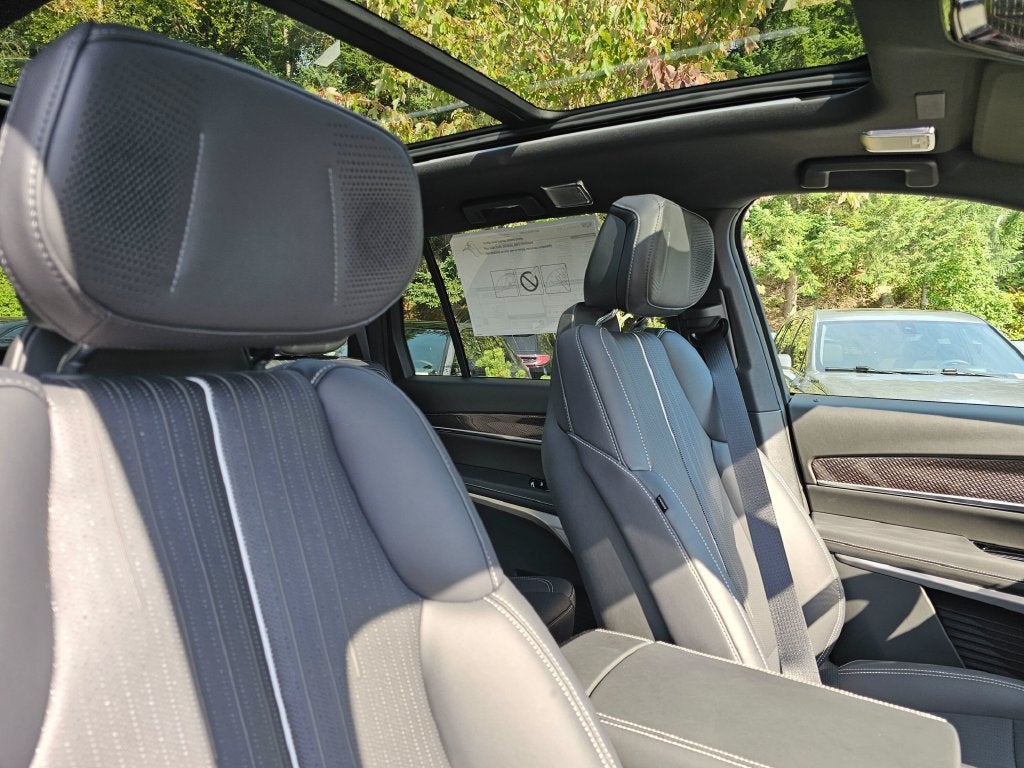 2027 Cadillac VISTIQ Sport