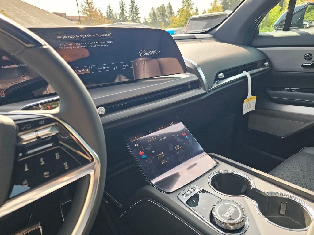 2027 Cadillac VISTIQ Sport