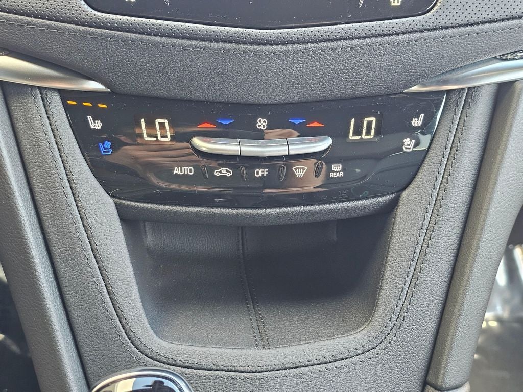 2026 Cadillac XT5 Sport