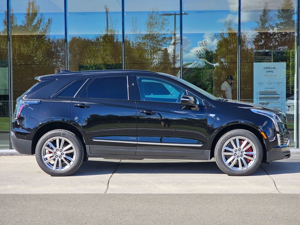 2026 Cadillac XT5 Sport