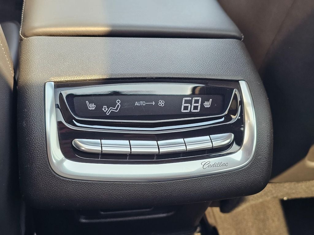 2025 Cadillac XT6 Sport Platinum Package