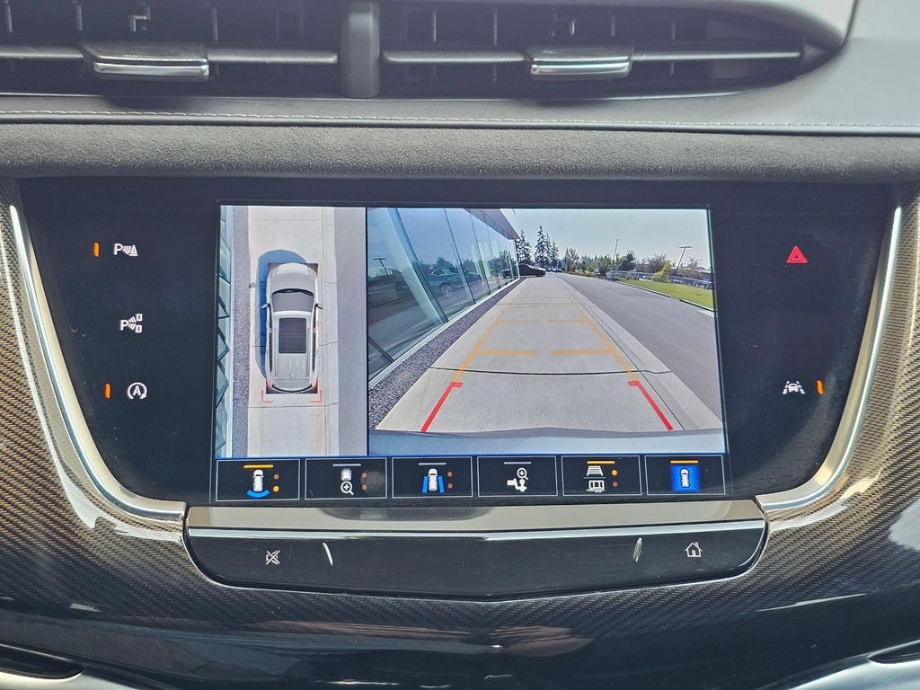 2025 Cadillac XT6 Sport Platinum Package