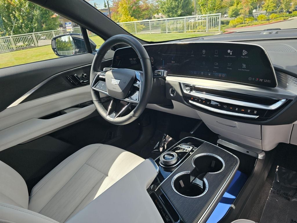 2024 Cadillac LYRIQ Luxury