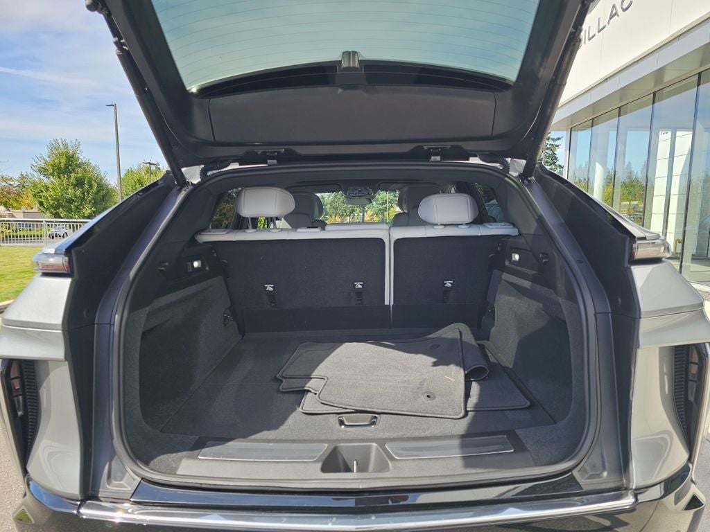 2024 Cadillac LYRIQ Luxury