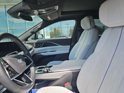 2024 Cadillac LYRIQ Luxury