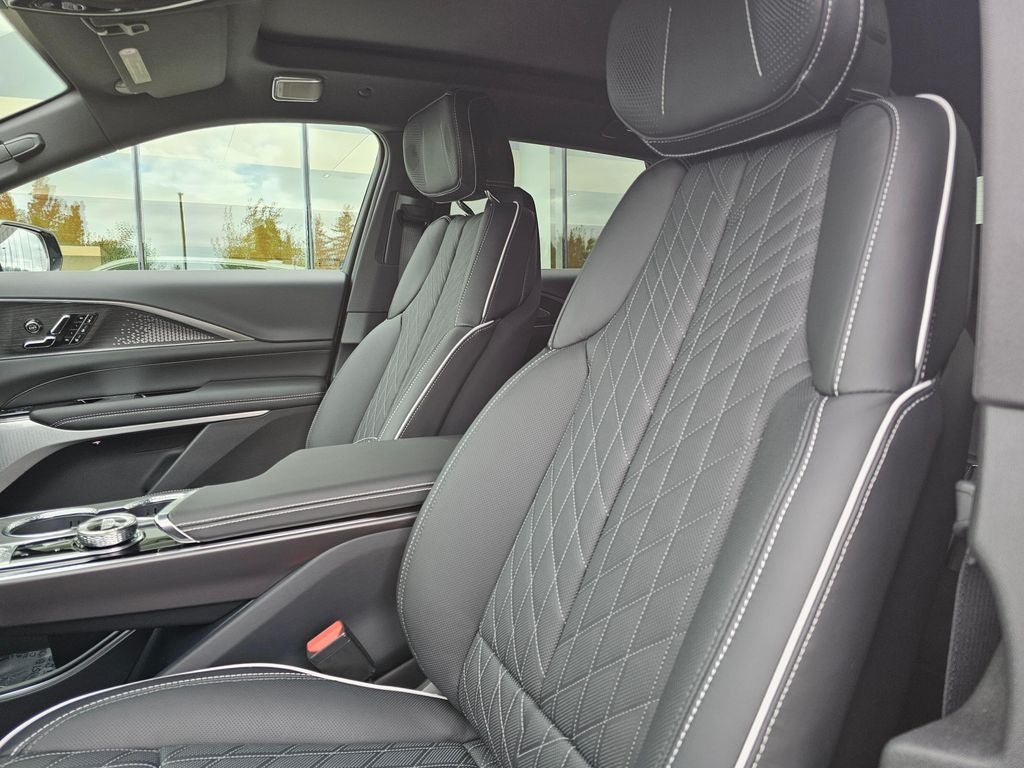 2027 Cadillac LYRIQ Signature Luxury