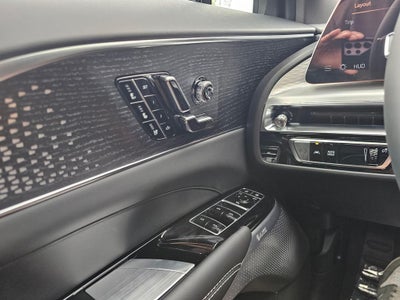 2027 Cadillac LYRIQ Signature Luxury