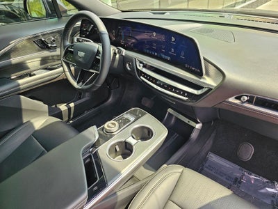 2024 Cadillac LYRIQ Sport
