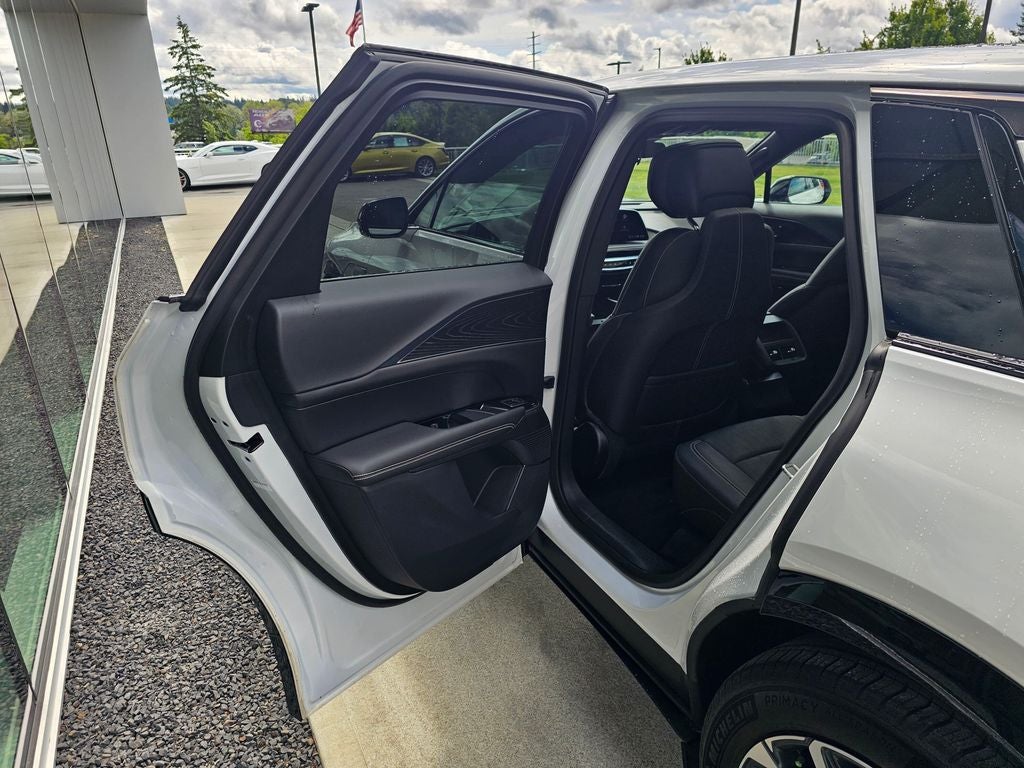 2024 Cadillac LYRIQ Sport