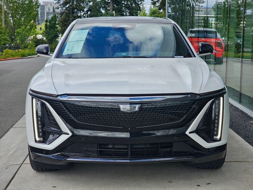 2024 Cadillac LYRIQ Sport