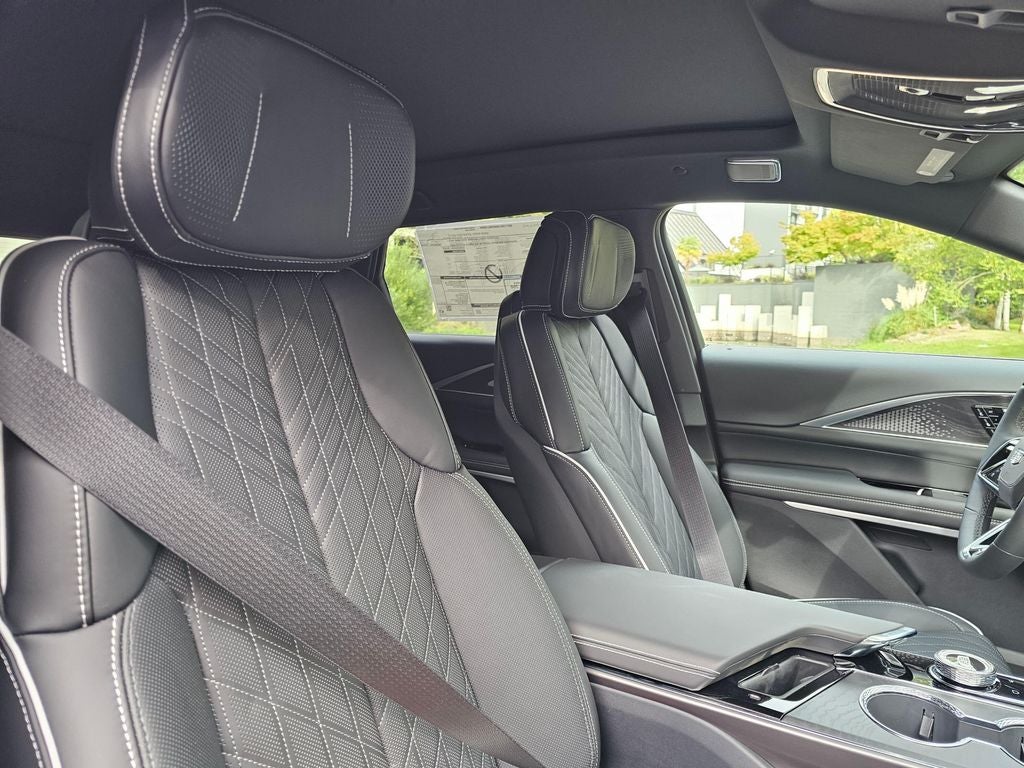 2027 Cadillac LYRIQ Signature Luxury