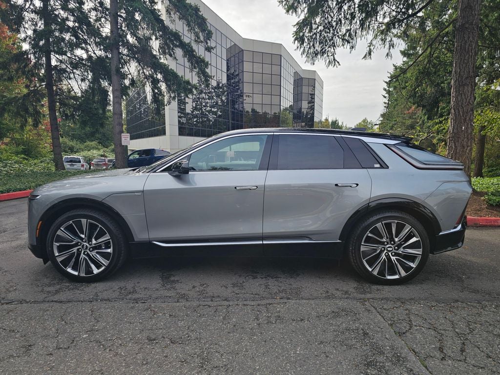 2027 Cadillac LYRIQ Signature Luxury