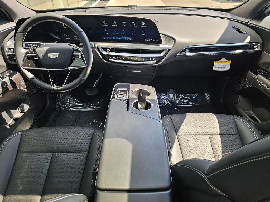 2025 Cadillac LYRIQ Sport