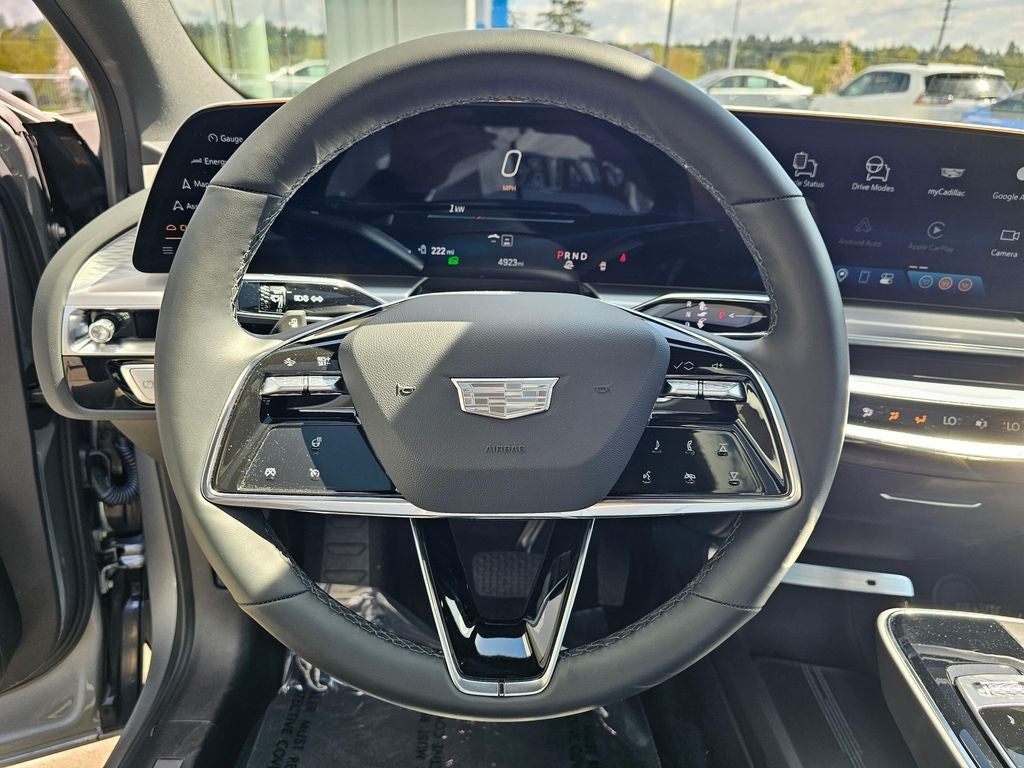 2025 Cadillac LYRIQ Sport