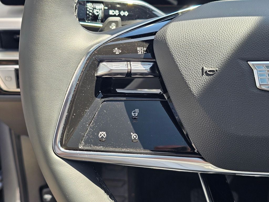 2025 Cadillac LYRIQ Sport
