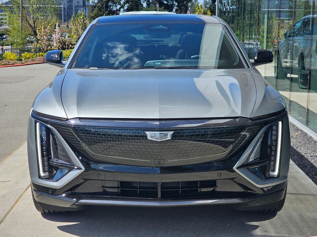 2025 Cadillac LYRIQ Sport
