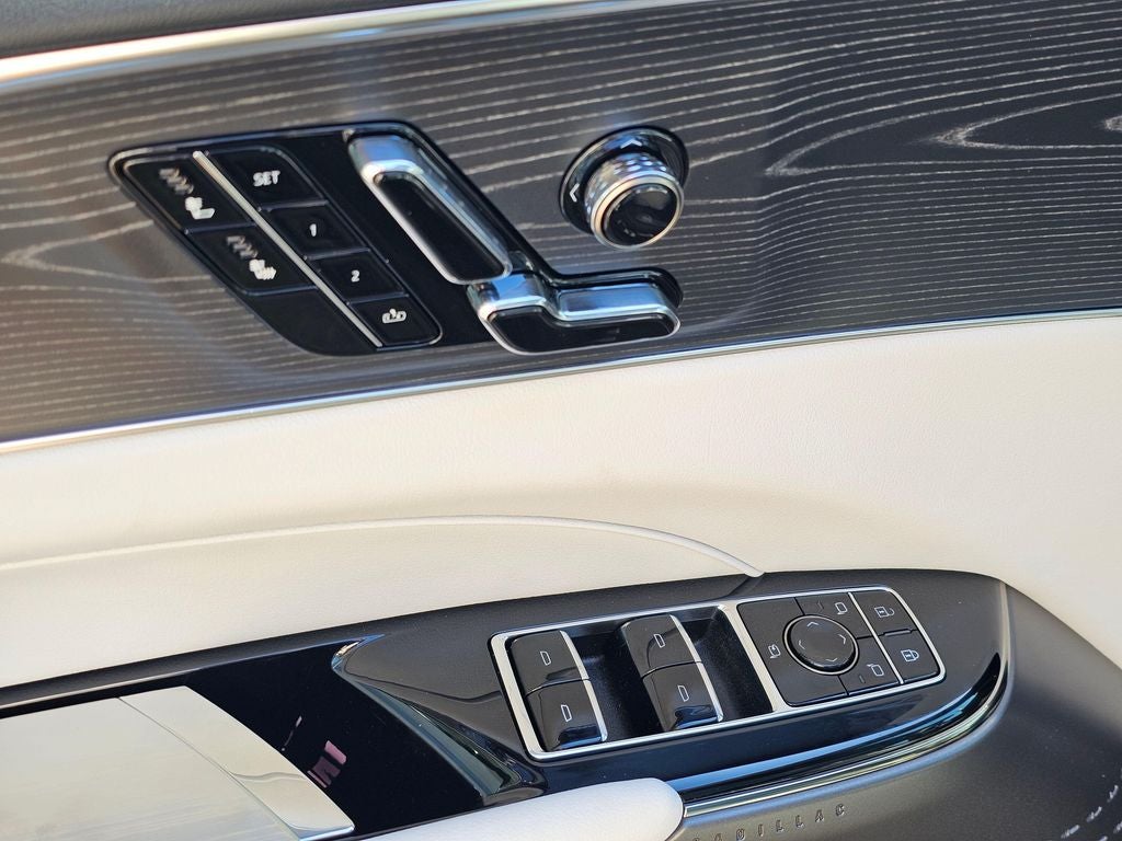 2026 Cadillac LYRIQ Sport