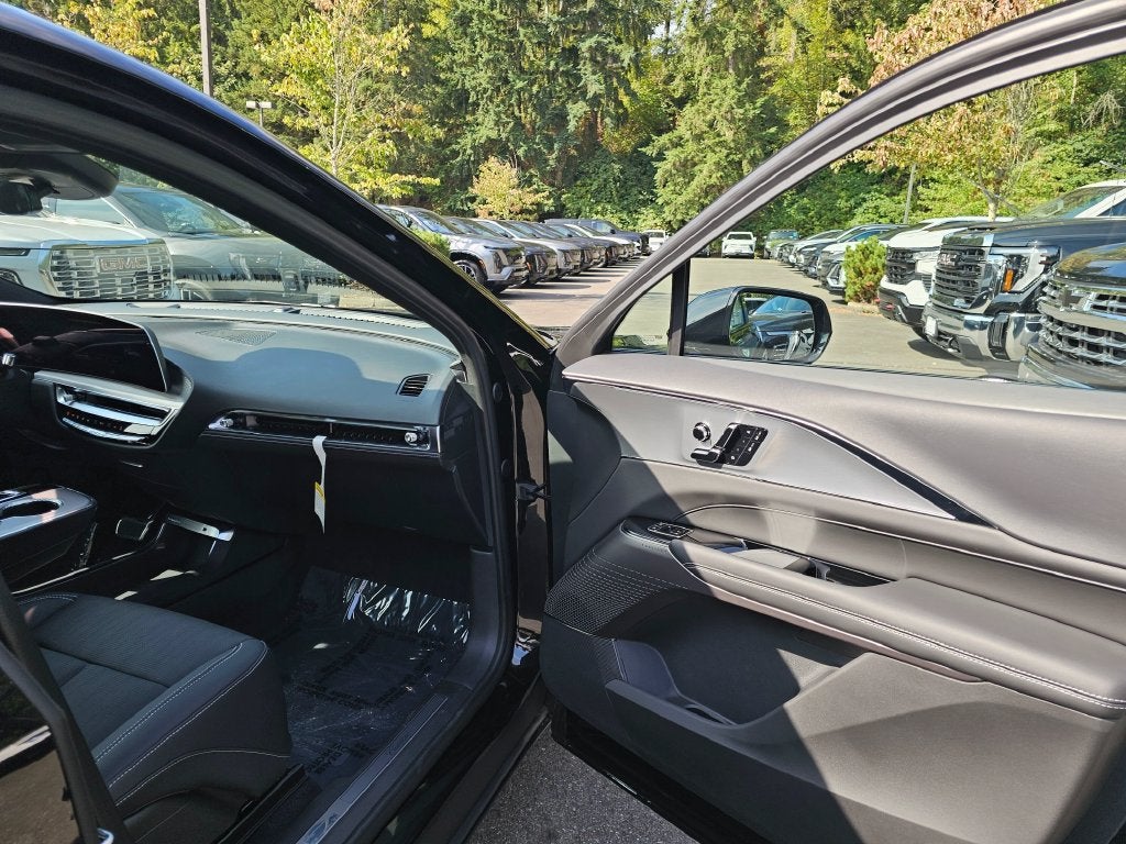 2027 Cadillac LYRIQ Sport
