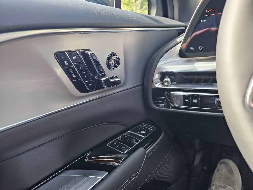 2027 Cadillac LYRIQ Sport