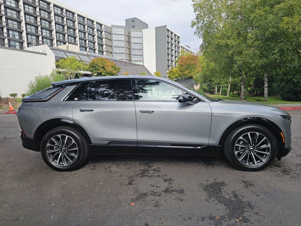2027 Cadillac LYRIQ Sport