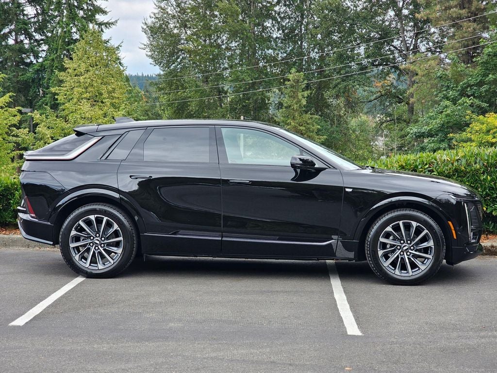 2027 Cadillac LYRIQ Sport