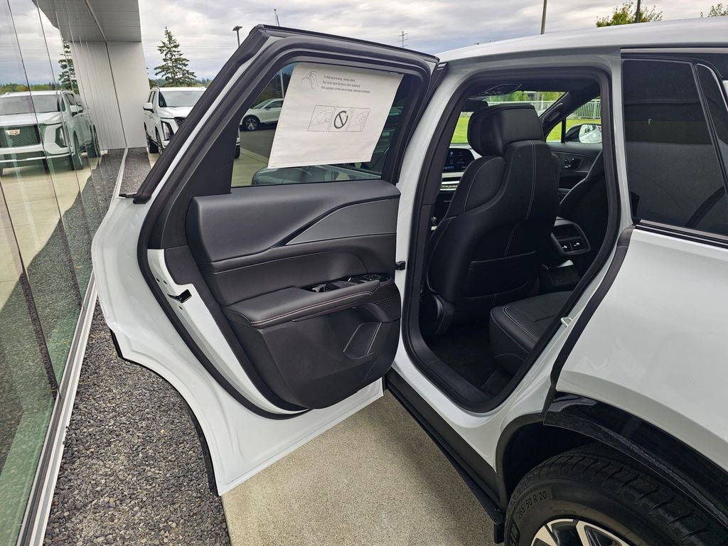 2027 Cadillac LYRIQ Sport