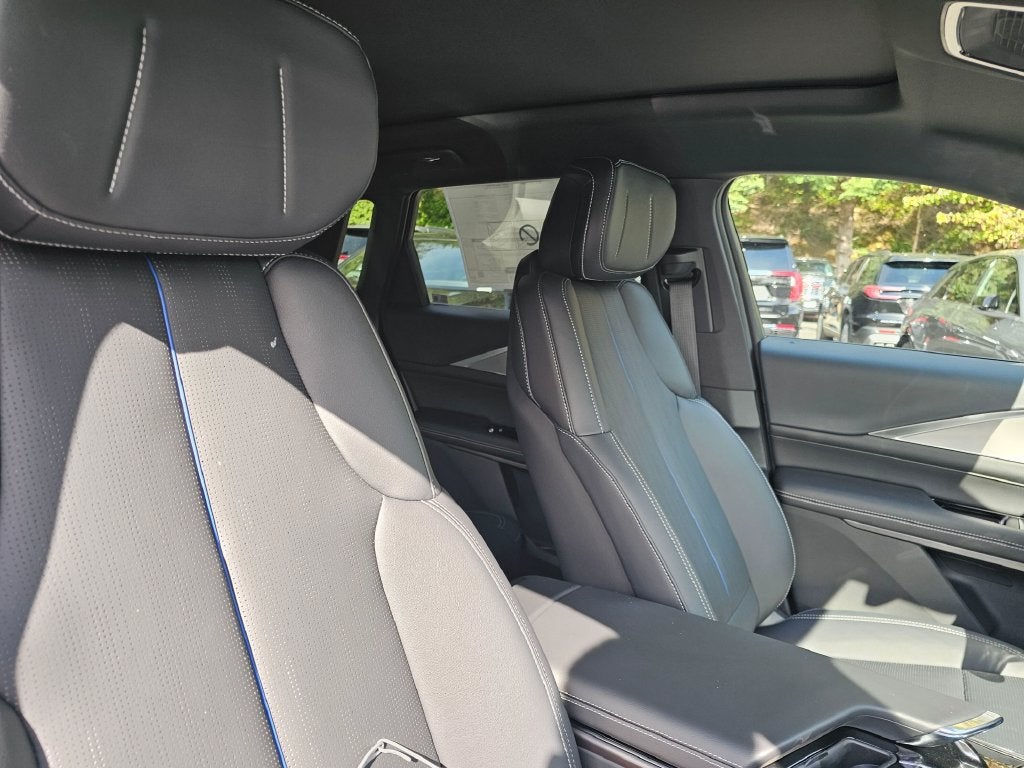 2027 Cadillac LYRIQ Sport