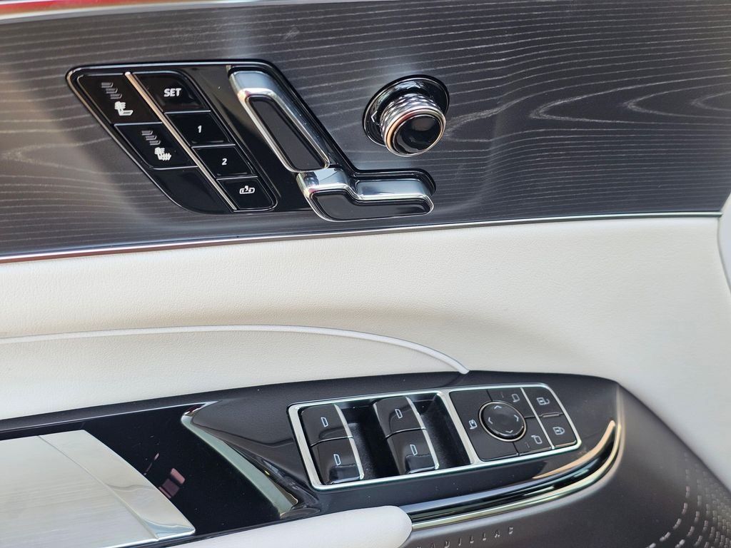 2026 Cadillac LYRIQ Sport