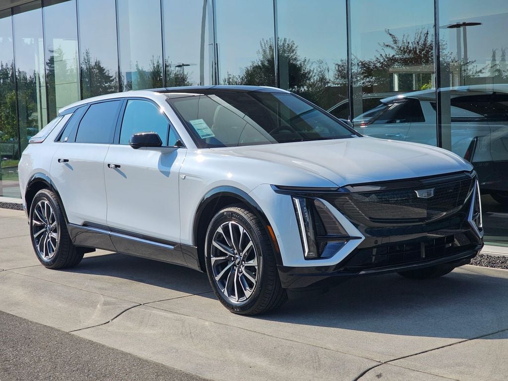 2026 Cadillac LYRIQ Sport