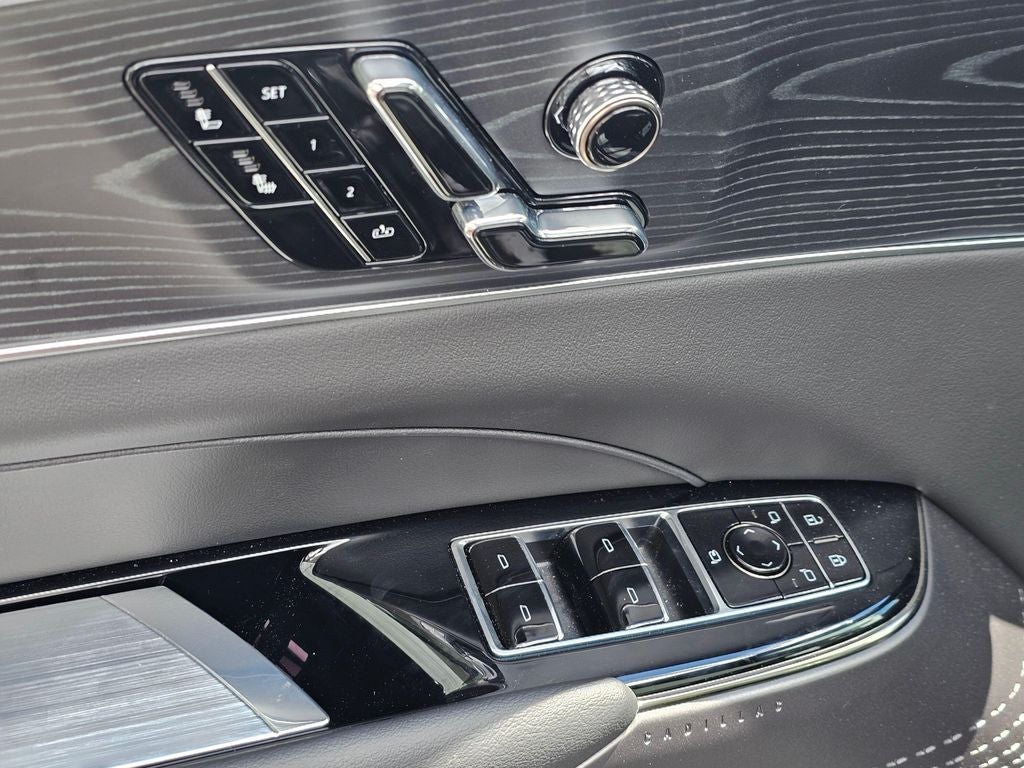 2026 Cadillac LYRIQ Sport