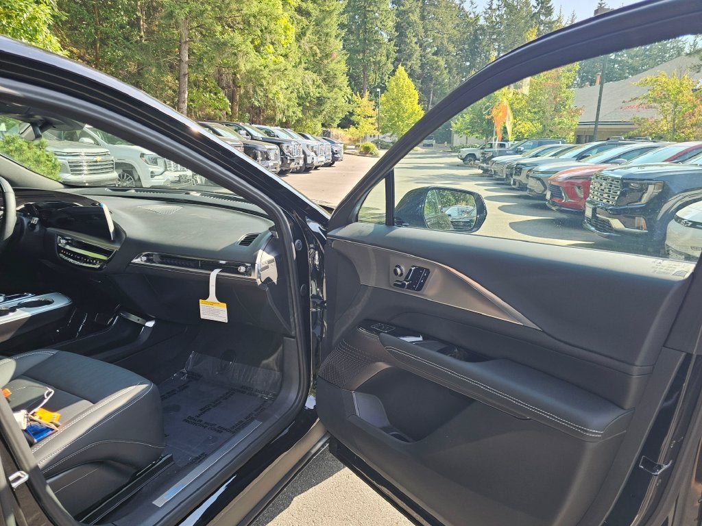 2027 Cadillac LYRIQ Sport