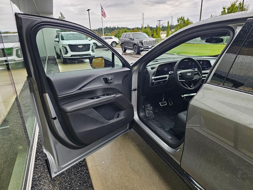 2027 Cadillac LYRIQ Sport