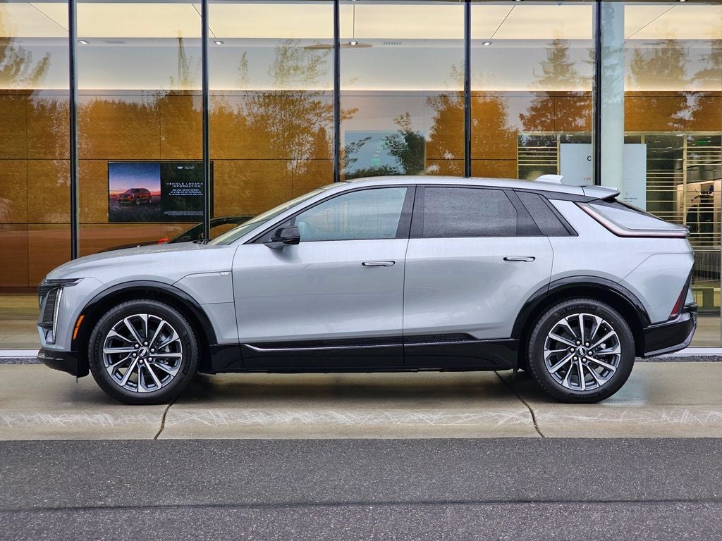 2027 Cadillac LYRIQ Sport