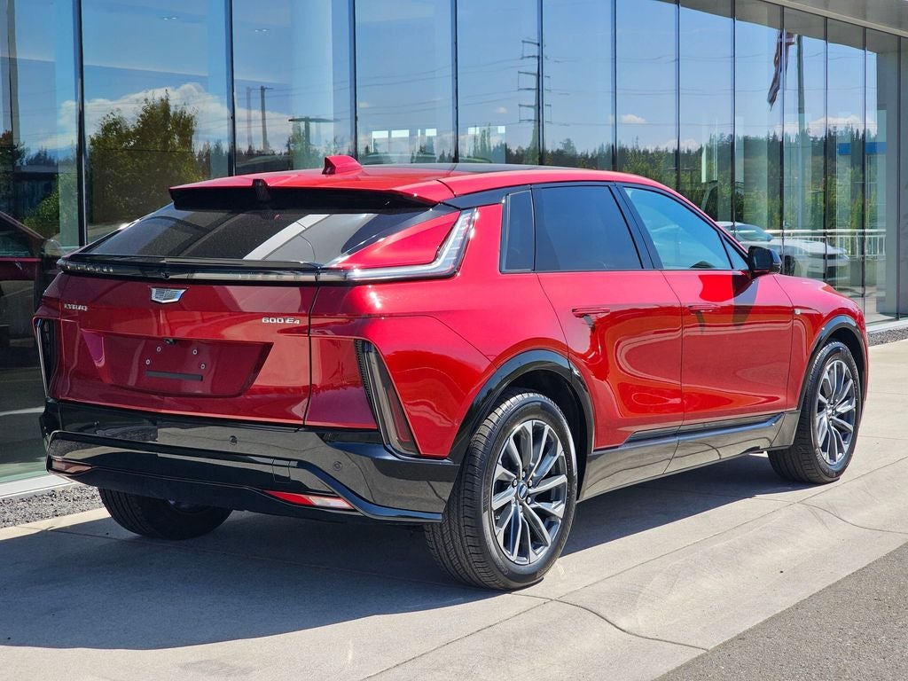 2026 Cadillac LYRIQ Premium Sport