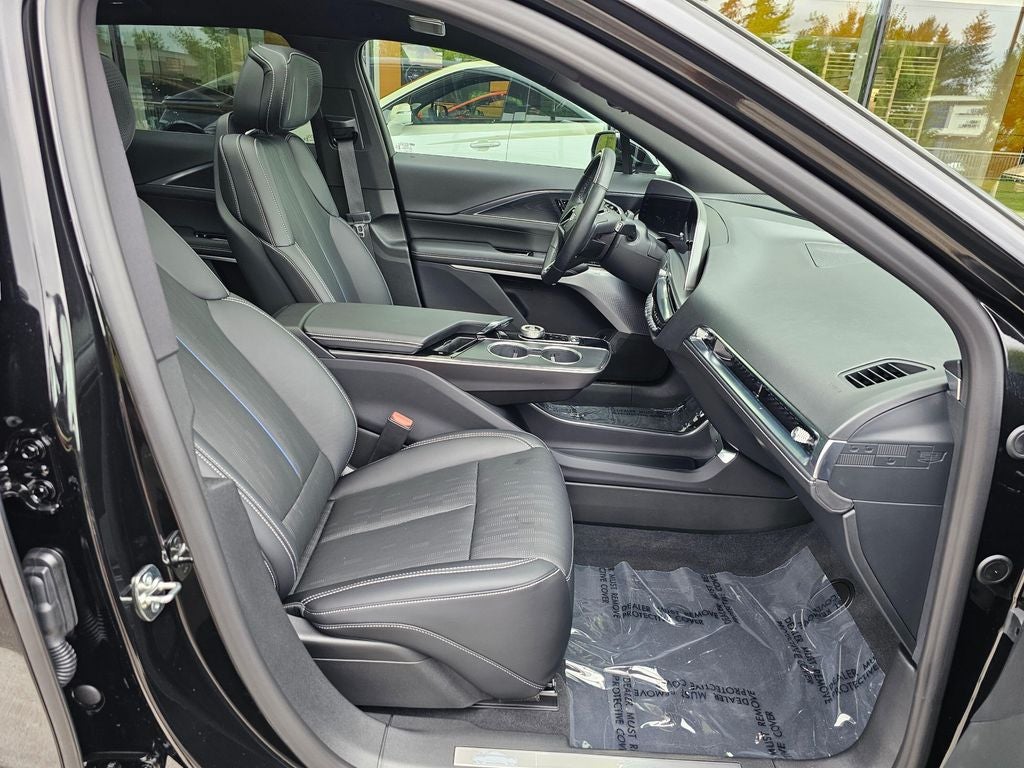 2026 Cadillac LYRIQ Premium Sport