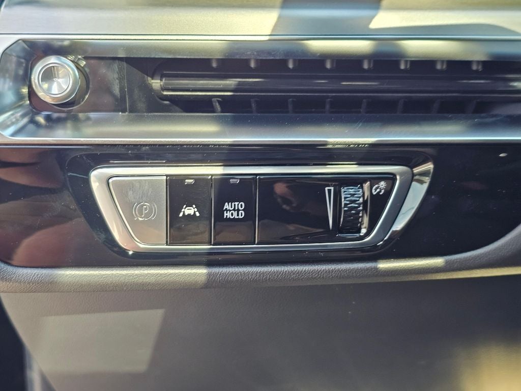 2027 Cadillac LYRIQ Signature Sport