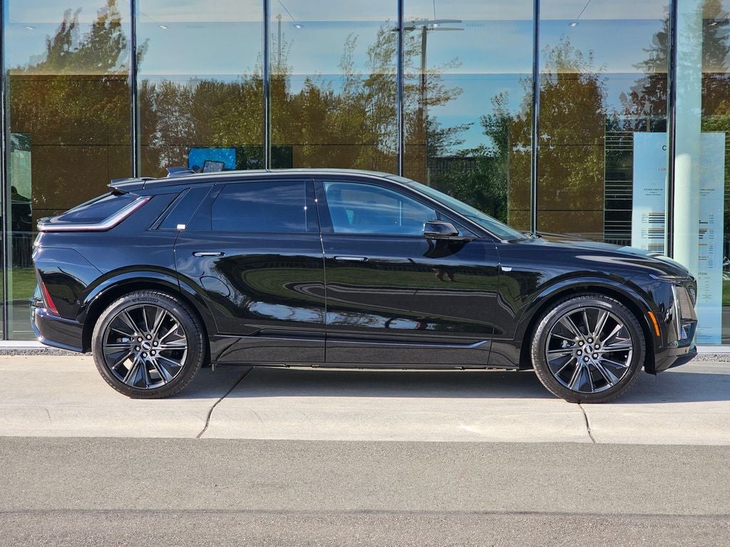 2027 Cadillac LYRIQ Signature Sport