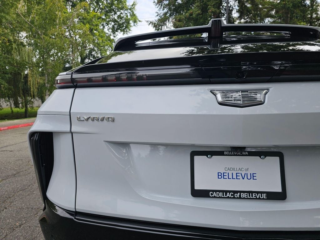 2027 Cadillac LYRIQ Signature Sport