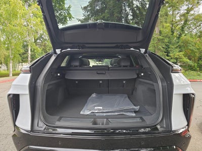 2027 Cadillac LYRIQ Signature Sport