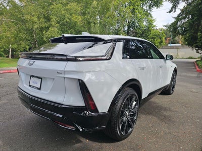 2027 Cadillac LYRIQ Signature Sport