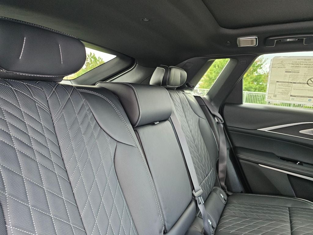 2027 Cadillac LYRIQ Signature Sport