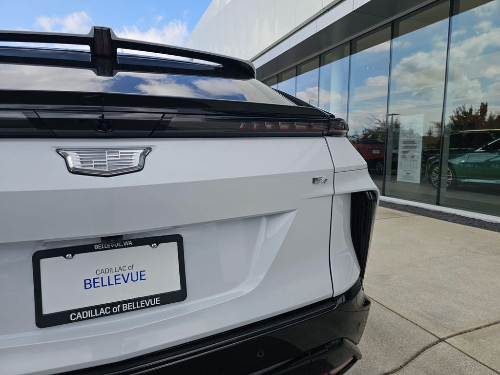 2027 Cadillac LYRIQ Signature Sport