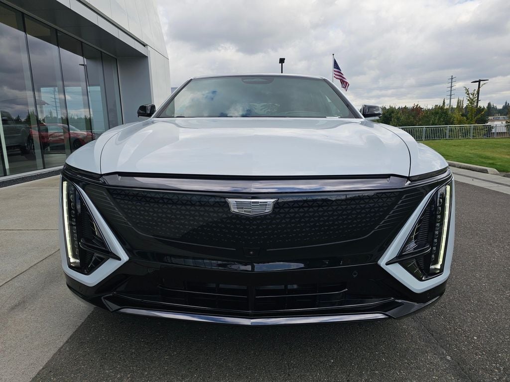 2027 Cadillac LYRIQ Signature Sport