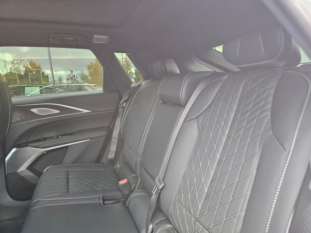 2027 Cadillac LYRIQ Signature Sport