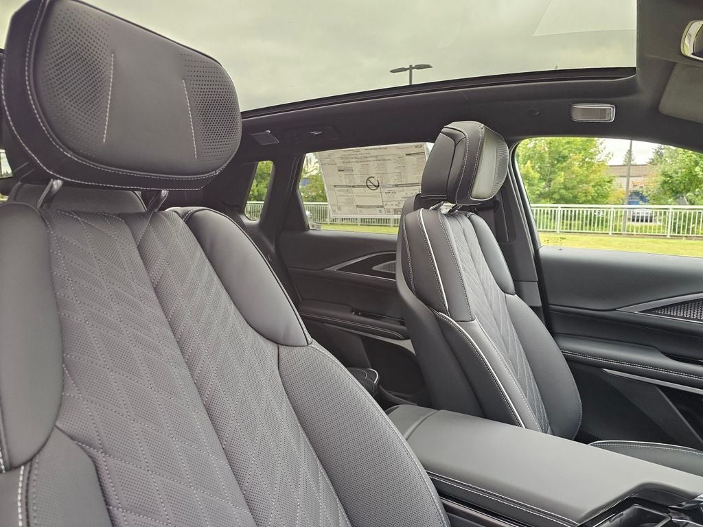 2027 Cadillac LYRIQ Signature Sport