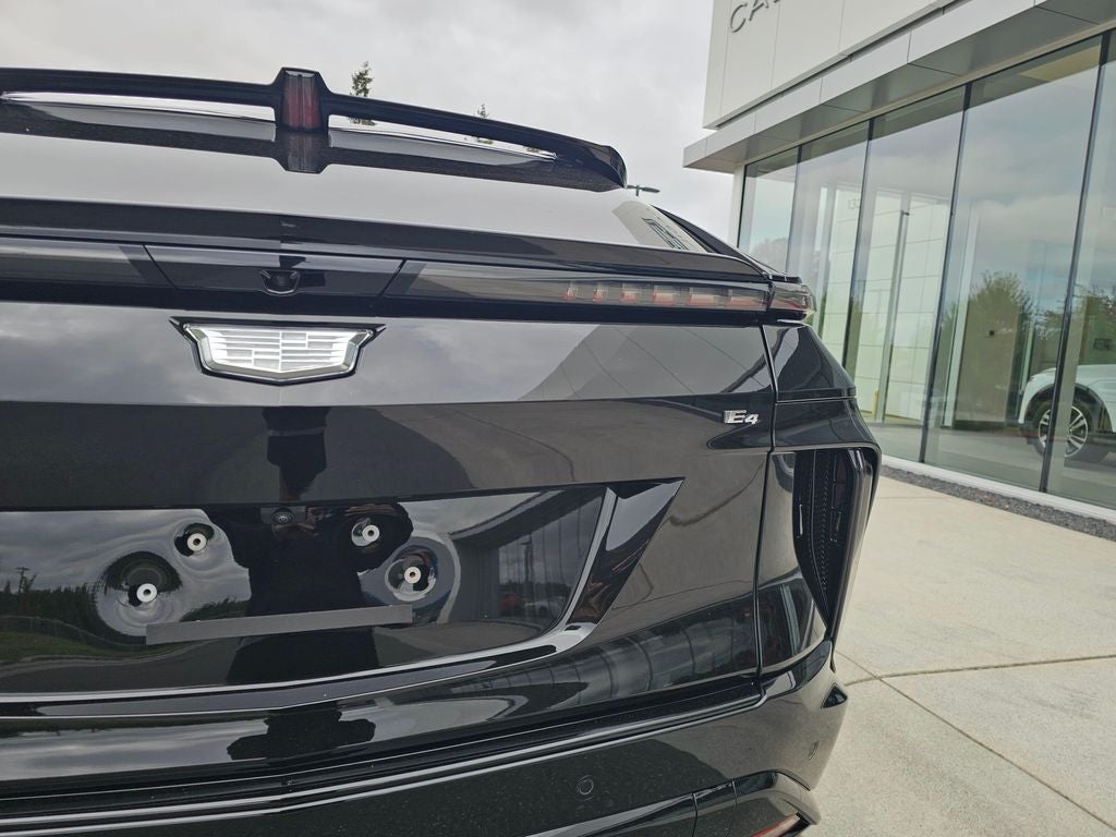 2027 Cadillac LYRIQ Signature Sport