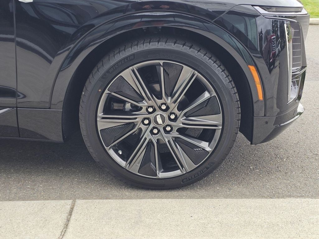 2027 Cadillac LYRIQ Signature Sport