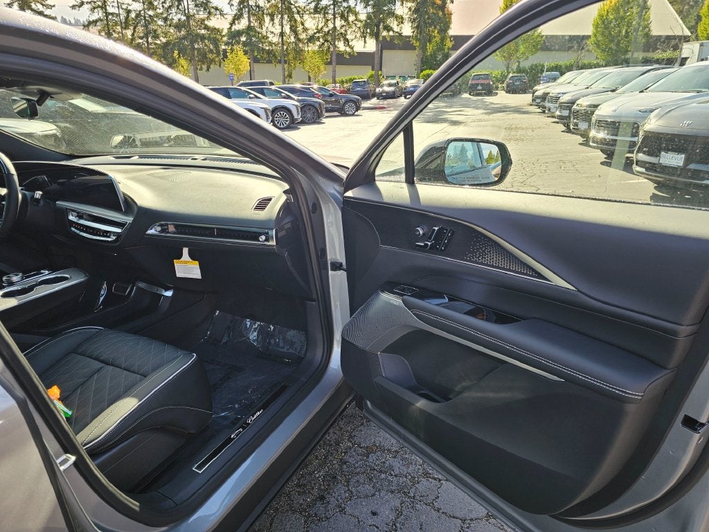 2027 Cadillac LYRIQ Signature Sport