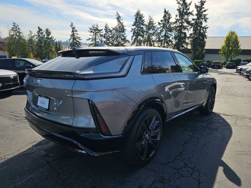 2027 Cadillac LYRIQ Signature Sport